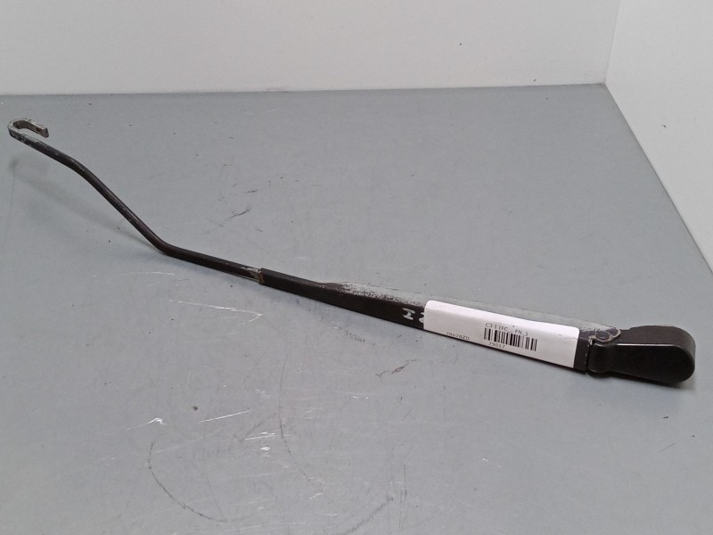 Recambio de brazo limpia delantero izquierdo para citroën c3 i (fc_, fn_) 1.4 hdi referencia OEM IAM   