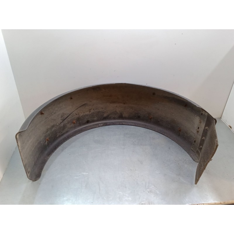 Recambio de paso de rueda derecho tercer eje - camion para iveco stralis ad 260 s 36 y/ps euro5 ad260s36y ps referencia OEM IAM 