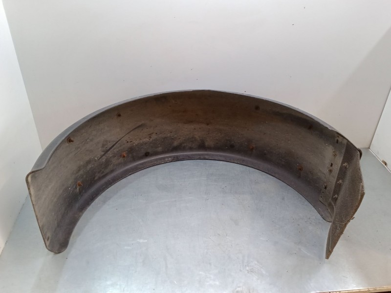Recambio de paso de rueda derecho tercer eje - camion para iveco stralis ad 260 s 36 y/ps euro5 ad260s36y ps referencia OEM IAM 