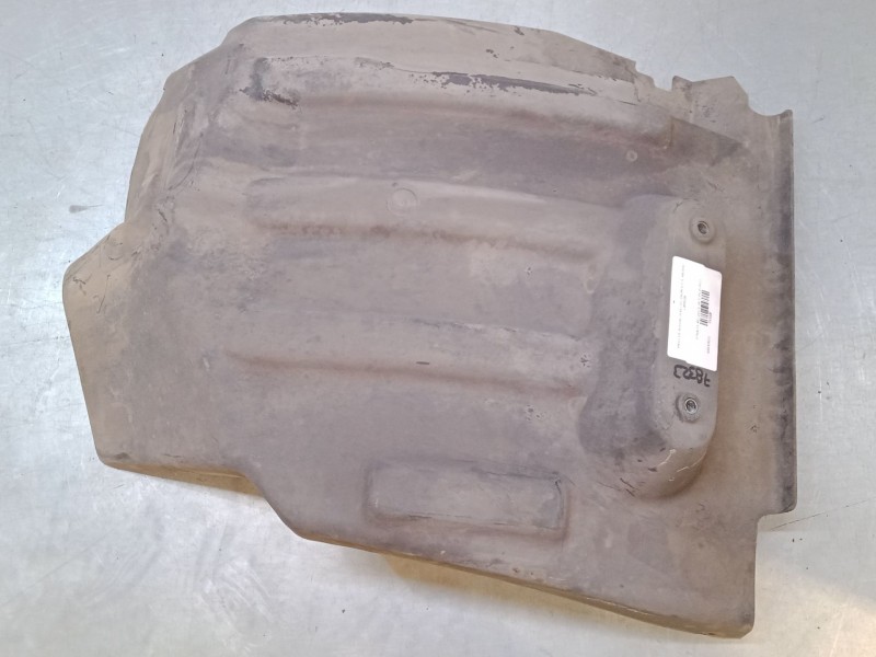 Recambio de paso de rueda derecho primer eje anterior - camion para iveco stralis ad 260 s 36 y/ps euro5 ad260s36y ps referencia Recambio de paso de rueda derecho primer eje anterior - camion para iveco stralis ad 260 s 36 y/ps euro5 ad260s36y ps referencia