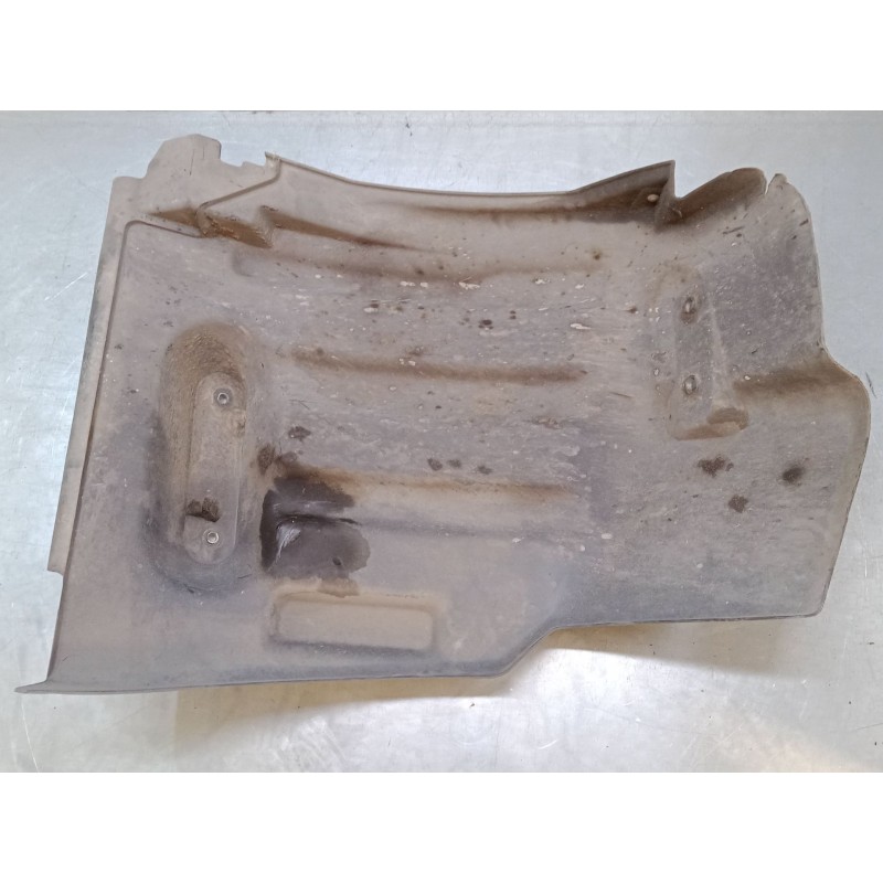 Recambio de paso de rueda derecho primer eje anterior - camion para iveco stralis ad 260 s 36 y/ps euro5 ad260s36y ps referencia Recambio de paso de rueda derecho primer eje anterior - camion para iveco stralis ad 260 s 36 y/ps euro5 ad260s36y ps referencia