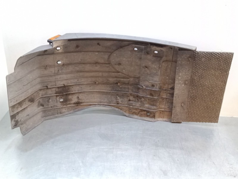 Recambio de paso de rueda izquierdo primer eje posterior - camion para iveco stralis ad 260 s 36 y/ps euro5 ad260s36y ps referen