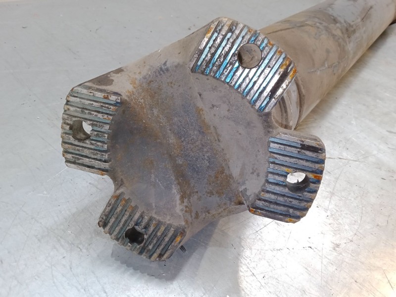 Recambio de transmision central para iveco stralis ad 260 s 36 y/ps euro5 ad260s36y ps referencia OEM IAM   