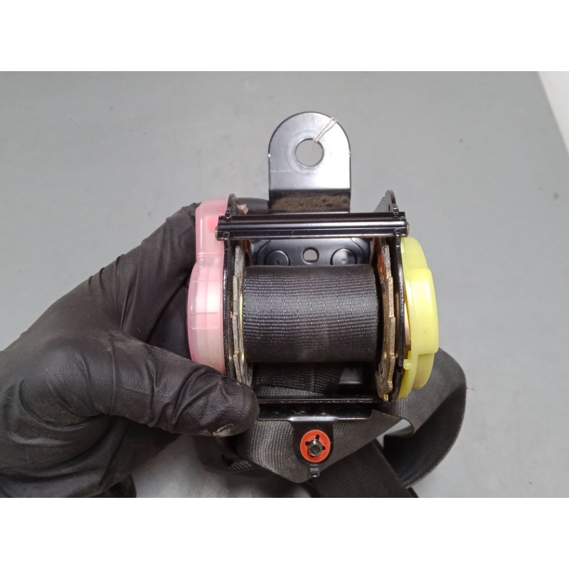 Recambio de cinturon seguridad trasero izquierdo para suzuki vitara cabrio (et, ta) 2.0 16v (ta51, sv420) referencia OEM IAM   