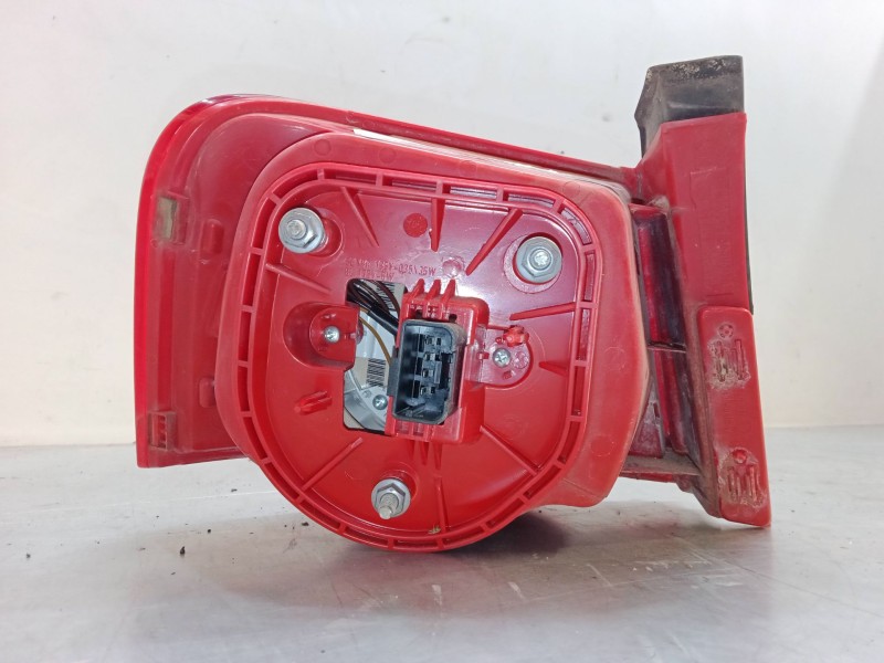 Recambio de piloto trasero derecho para volkswagen passat b6 (3c2) 2.0 tdi referencia OEM IAM 3C5945096H  