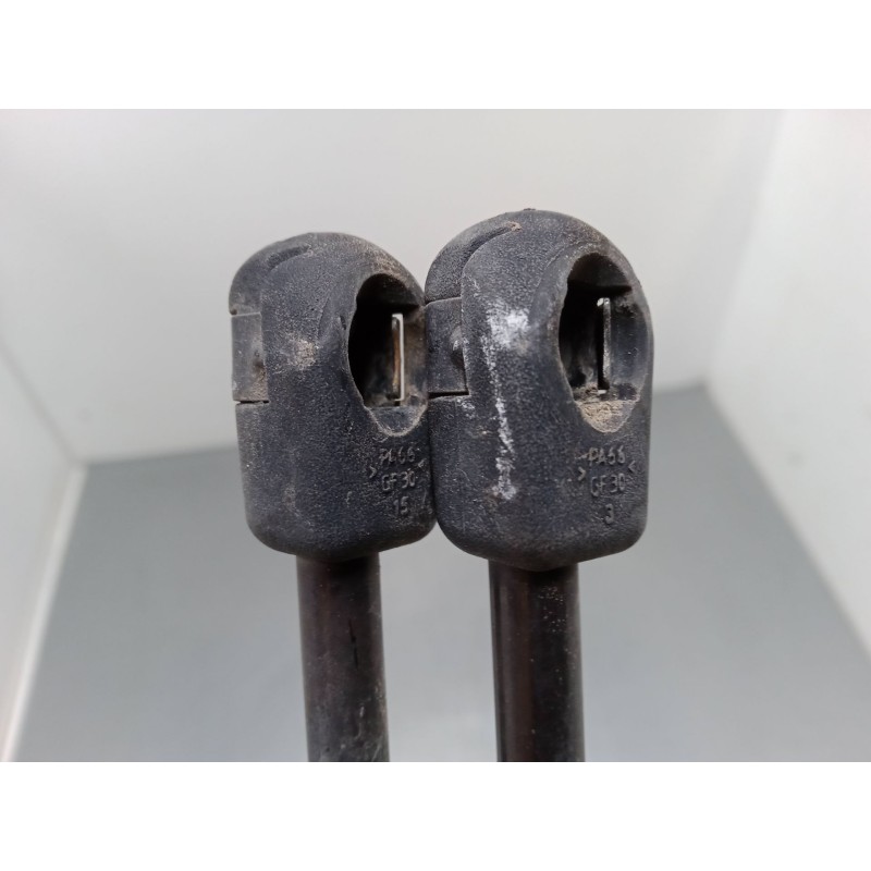 Recambio de amortiguadores malet/porton para ford focus c-max (dm2) 1.6 tdci referencia OEM IAM    Recambio de amortiguadores malet/porton para ford focus c-max (dm2) 1.6 tdci referencia OEM IAM