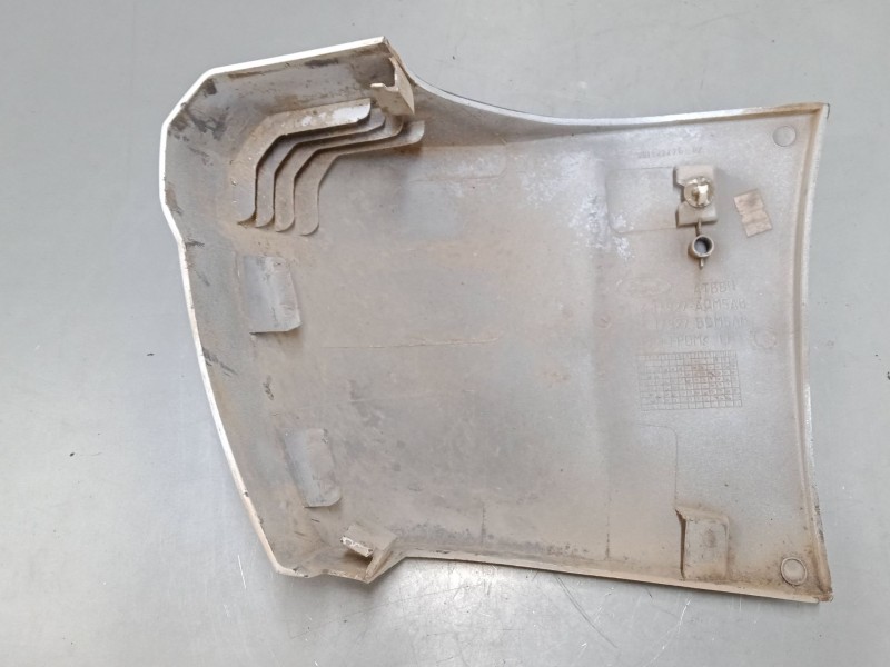 Recambio de puntera paragolpes trasero izquierdo para ford tourneo connect 1.8 tdci referencia OEM IAM   