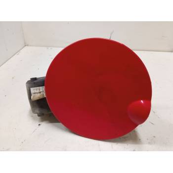 TAPA EXTERIOR COMBUSTIBLE 6L6809905 