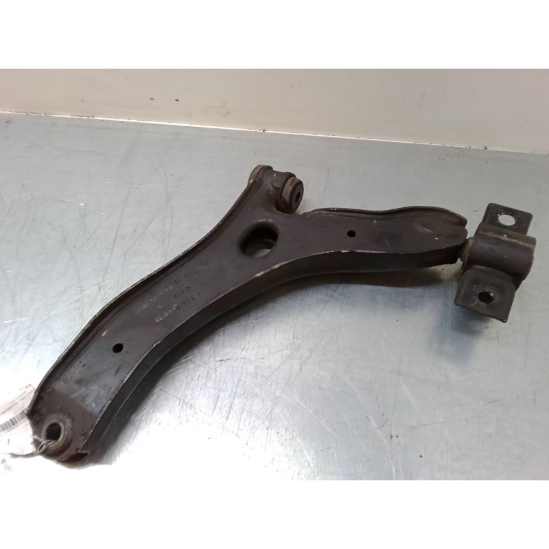 Recambio de brazo suspension inferior delantero derecho para ford tourneo connect 1.8 tdci referencia OEM IAM    Recambio de brazo suspension inferior delantero derecho para ford tourneo connect 1.8 tdci referencia OEM IAM