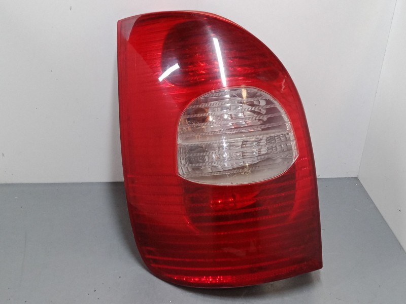 Recambio de piloto trasero izquierdo para citroën xsara picasso (n68) 1.6 hdi referencia OEM IAM   