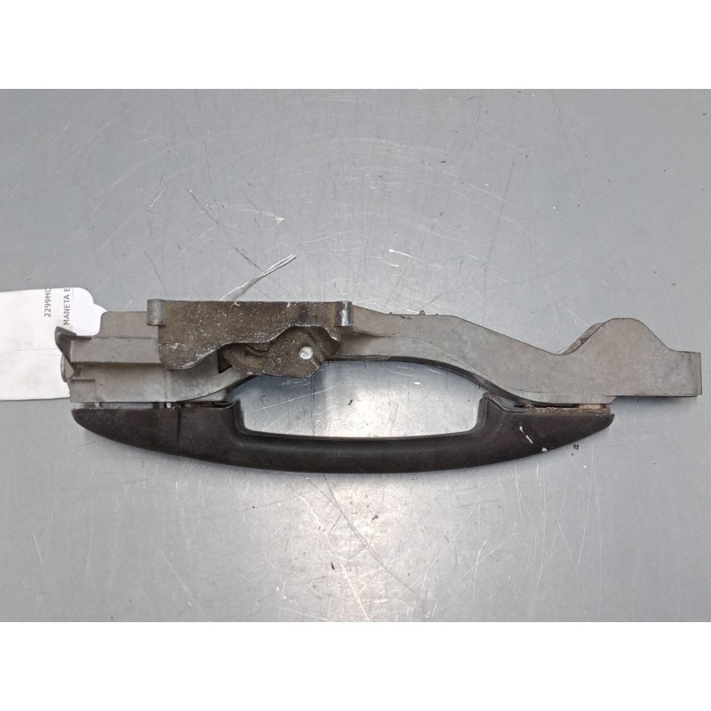 Recambio de maneta exterior puerta delantera derecha para citroën jumpy ii (vf7) 1.6 hdi 90 16v referencia OEM IAM    Recambio de maneta exterior puerta delantera derecha para citroën jumpy ii (vf7) 1.6 hdi 90 16v referencia OEM IAM