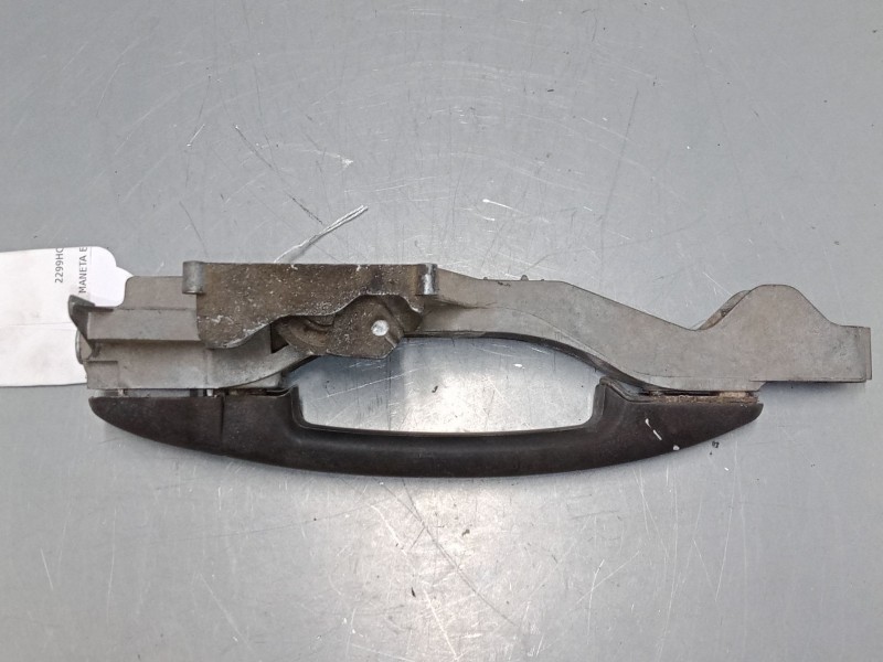 Recambio de maneta exterior puerta delantera derecha para citroën jumpy ii (vf7) 1.6 hdi 90 16v referencia OEM IAM    Recambio de maneta exterior puerta delantera derecha para citroën jumpy ii (vf7) 1.6 hdi 90 16v referencia OEM IAM