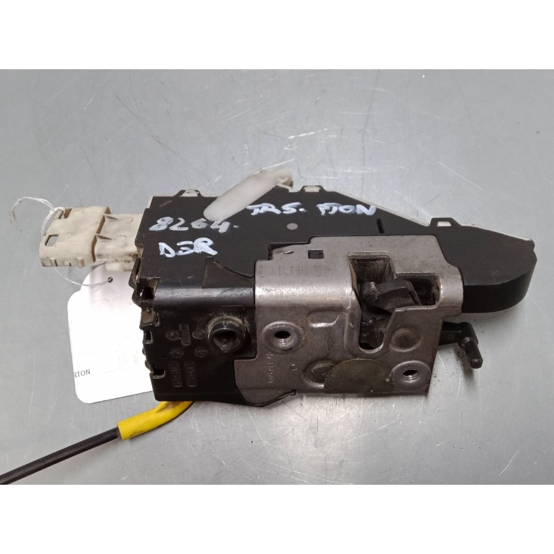 Recambio de cerraduras porton derecho para citroën jumpy ii (vf7) 1.6 hdi 90 16v referencia OEM IAM 9681336380   Recambio de cerraduras porton derecho para citroën jumpy ii (vf7) 1.6 hdi 90 16v referencia OEM IAM 9681336380