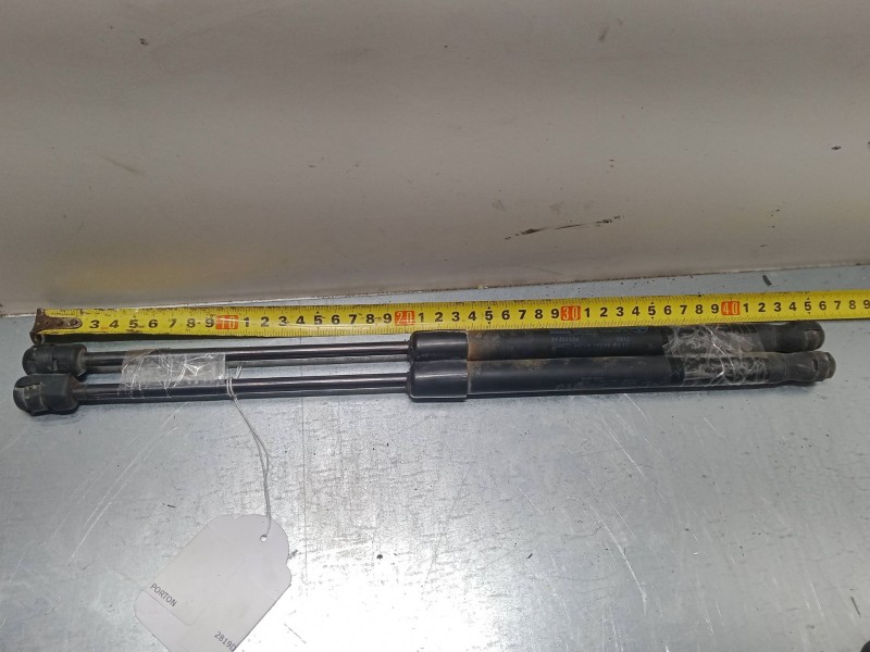 Recambio de amortiguadores maletero / porton para opel astra h (a04) 1.6 (l48) referencia OEM IAM    Recambio de amortiguadores maletero / porton para opel astra h (a04) 1.6 (l48) referencia OEM IAM