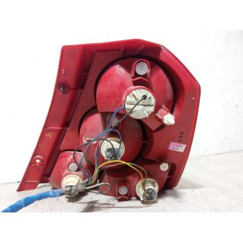 PILOTO TRASERO IZQUIERDO 30-0266L 