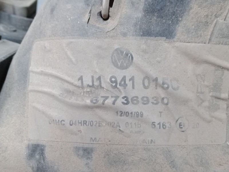 Recambio de faro izquierdo para volkswagen golf iii cabriolet (1e7) 1.6 referencia OEM IAM    Recambio de faro izquierdo para volkswagen golf iii cabriolet (1e7) 1.6 referencia OEM IAM