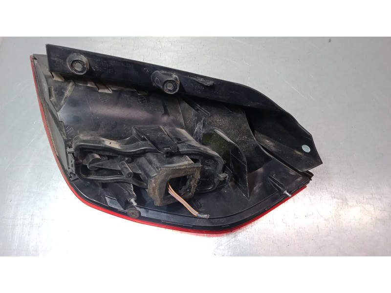 Recambio de piloto trasero izquierdo para renault grand scénic ii (jm0/1_) 1.9 dci (jm14) referencia OEM IAM   