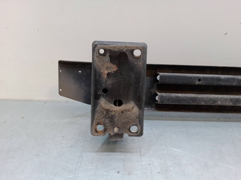Recambio de refuerzo paragolpes delantero para peugeot box bus17 l4h2 160 box bus17 l4h2 160 referencia OEM IAM   