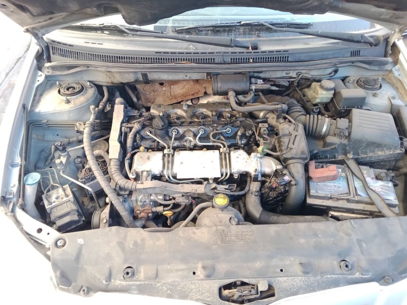 toyota corolla (_e12_) del año 2004