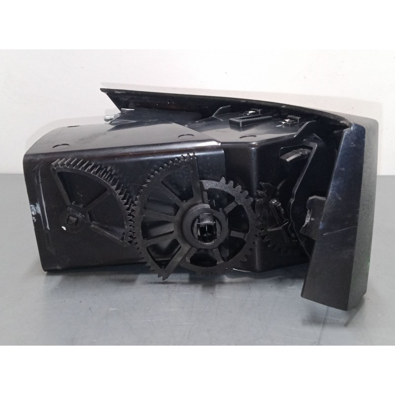 Recambio de aireador derecho para peugeot box bus17 l4h2 160 box bus17 l4h2 160 referencia OEM IAM LS385817  