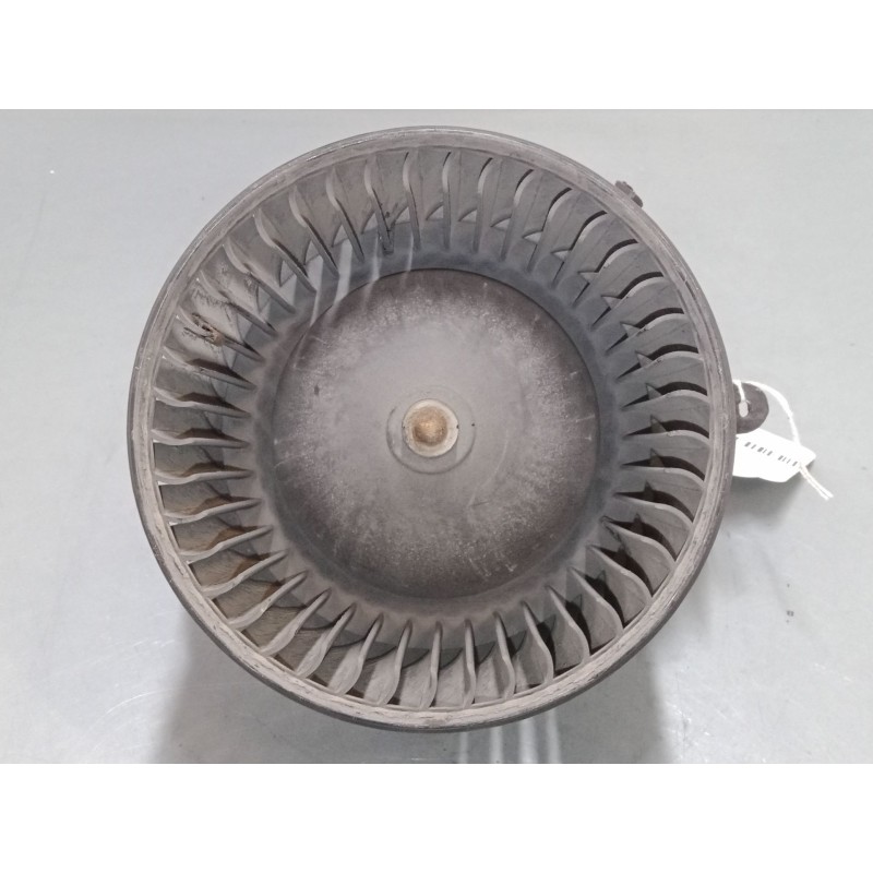 Recambio de motor calefaccion para peugeot box bus17 l4h2 160 box bus17 l4h2 160 referencia OEM IAM 5E1630100  