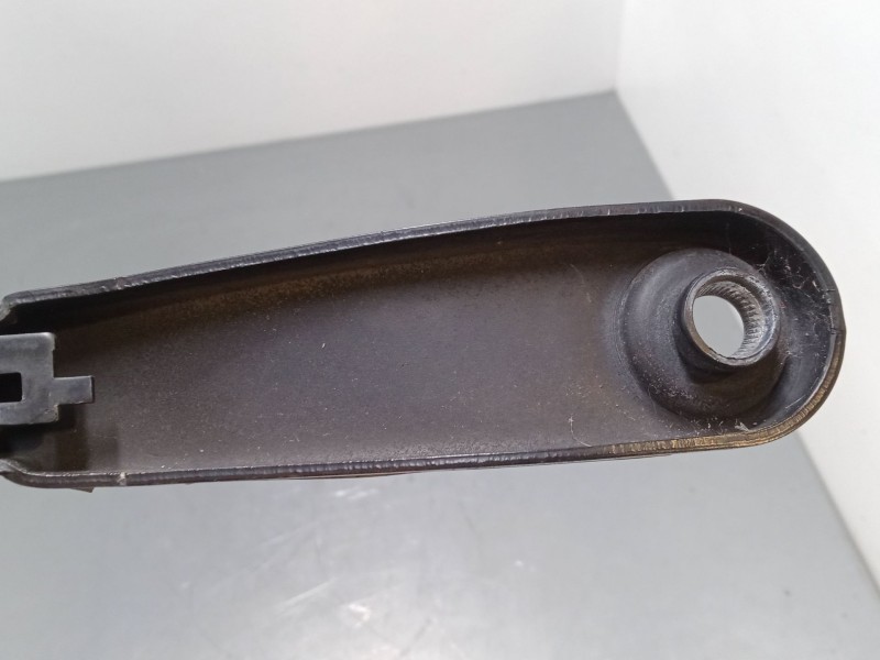 Recambio de brazo limpia delantero izquierdo para ford mondeo iv (ba7) 1.8 tdci referencia OEM IAM   