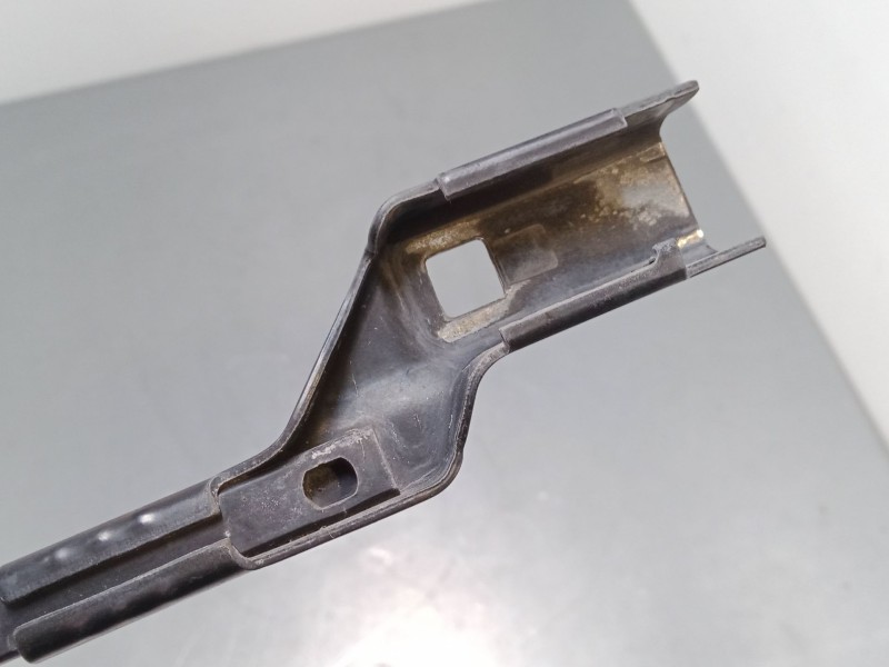 Recambio de brazo limpia delantero izquierdo para ford mondeo iv (ba7) 1.8 tdci referencia OEM IAM   