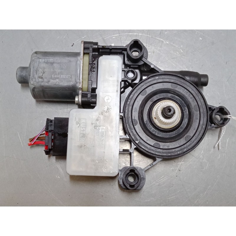 Recambio de motor limpia trasero para skoda superb iii station wagon (3v5) 2.0 tdi referencia OEM IAM   