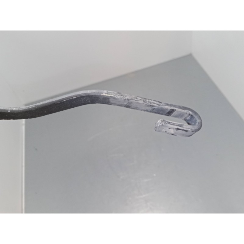 Recambio de brazo limpia delantero izquierdo para kia carens iii monospace (un) 2.0 crdi 115 referencia OEM IAM    Recambio de brazo limpia delantero izquierdo para kia carens iii monospace (un) 2.0 crdi 115 referencia OEM IAM
