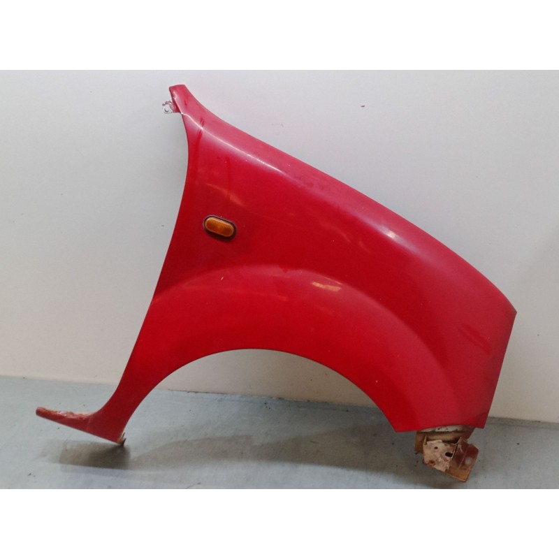 Recambio de aleta delantera derecha para renault kangoo (kc0/1_) d 65 1.9 (kc0e, kc02, kc0j, kc0n) referencia OEM IAM   
