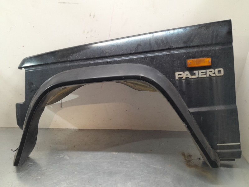 Recambio de aleta delantera izquierda para mitsubishi pajero ii (v3_w) 3.2 did 4wd referencia OEM IAM   