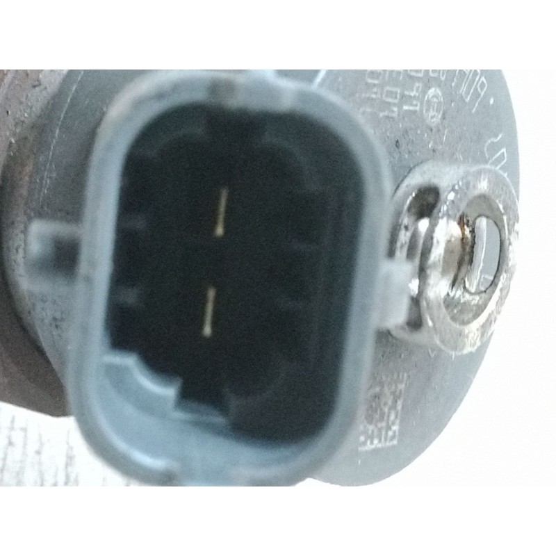 Recambio de inyector para ford focus ii (da_, hcp, dp) 1.6 tdci referencia OEM IAM 0445110239  