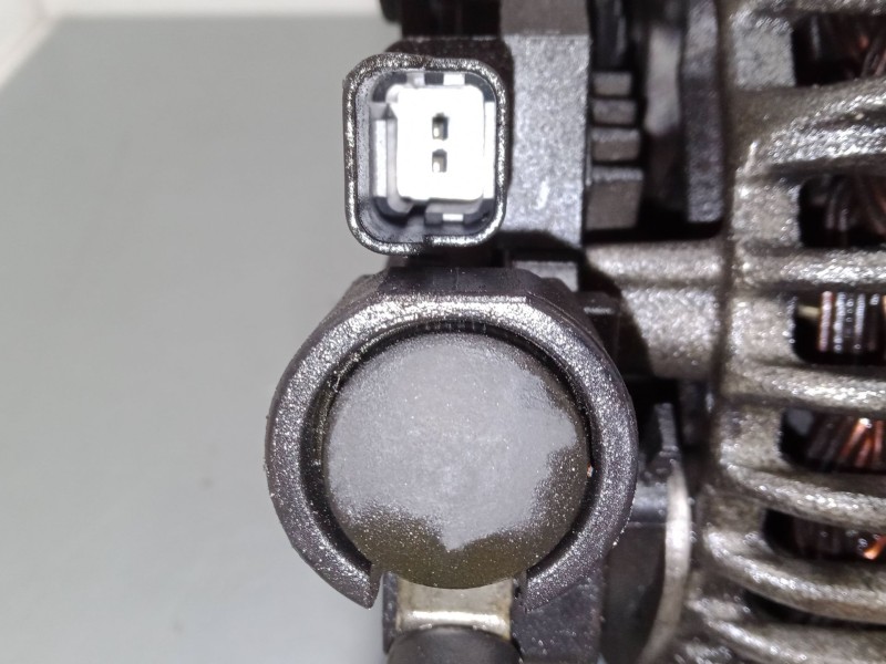 Recambio de alternador para peugeot 407 (6d_) 1.6 hdi 110 (6d9hzc, 6d9hyc) referencia OEM IAM 9646321880  