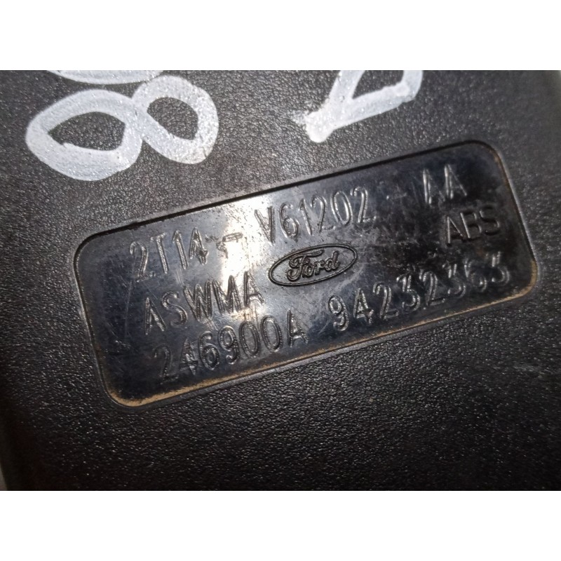 Recambio de anclaje cinturon delantero derecho para ford transit connect (p65_, p70_, p80_) 1.8 tdci referencia OEM IAM    Recambio de anclaje cinturon delantero derecho para ford transit connect (p65_, p70_, p80_) 1.8 tdci referencia OEM IAM