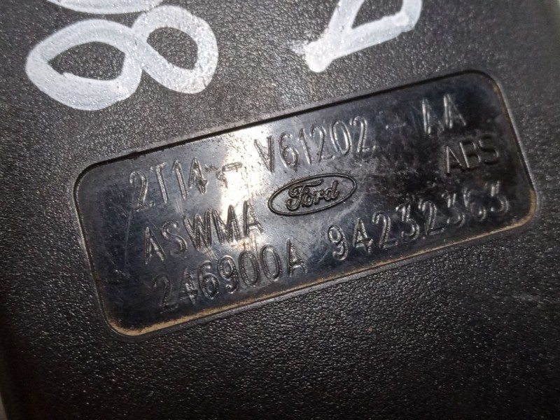 Recambio de anclaje cinturon delantero derecho para ford transit connect (p65_, p70_, p80_) 1.8 tdci referencia OEM IAM    Recambio de anclaje cinturon delantero derecho para ford transit connect (p65_, p70_, p80_) 1.8 tdci referencia OEM IAM