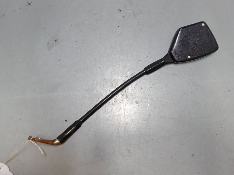 Recambio de anclaje cinturon delantero derecho para renault 12 variable (117_, 133_) 1.3 (1170) referencia OEM IAM   