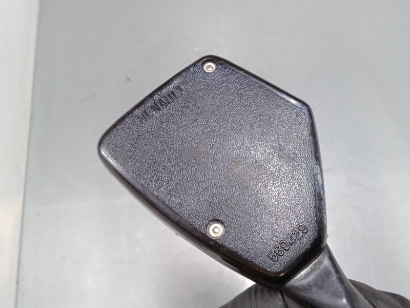 Recambio de anclaje cinturon delantero derecho para renault 12 variable (117_, 133_) 1.3 (1170) referencia OEM IAM   