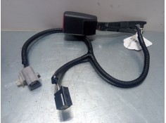 Recambio de anclaje cinturon delantero izquierdo para toyota avensis (_t25_) 2.4 (azt251_) referencia OEM IAM   