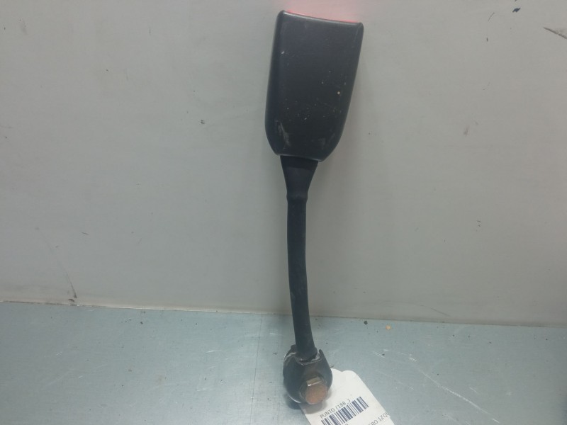 Recambio de anclaje cinturon delantero izquierdo para fiat punto (188_) 1.2 60 (188.030, .050, .130, .150, .230, .250) referenci