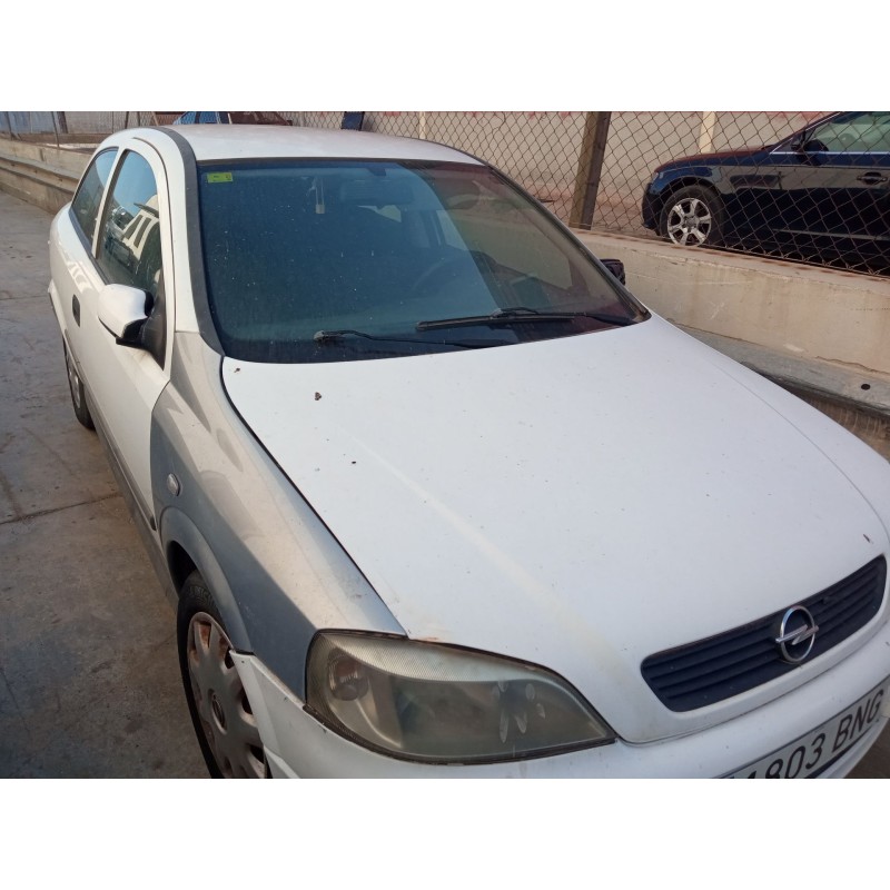 opel astra g hatchback (t98) del año 2001