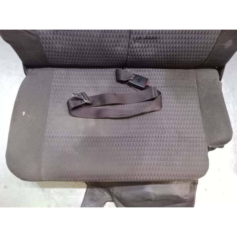 Recambio de asiento delantero izquierdo para nissan cabstar e (tl_, vl_) 105.35, 110.35, 110.45 (tl0) referencia OEM IAM   