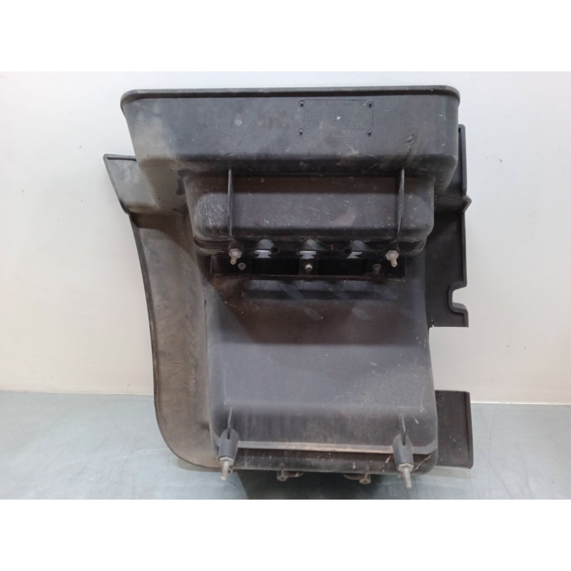 Recambio de estribo izquierdo inferior para iveco stralis ad 260 s 36 y/ps euro5 ad260s36y ps referencia OEM IAM    Recambio de estribo izquierdo inferior para iveco stralis ad 260 s 36 y/ps euro5 ad260s36y ps referencia OEM IAM