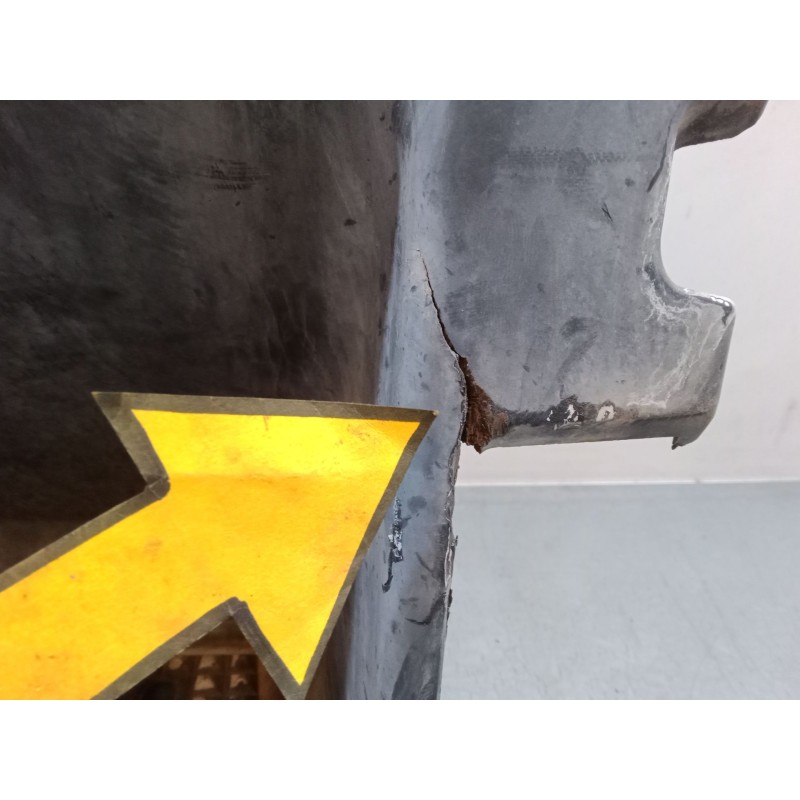 Recambio de estribo derecho inferior para iveco stralis ad 260 s 36 y/ps euro5 ad260s36y ps referencia OEM IAM 500375431  504103