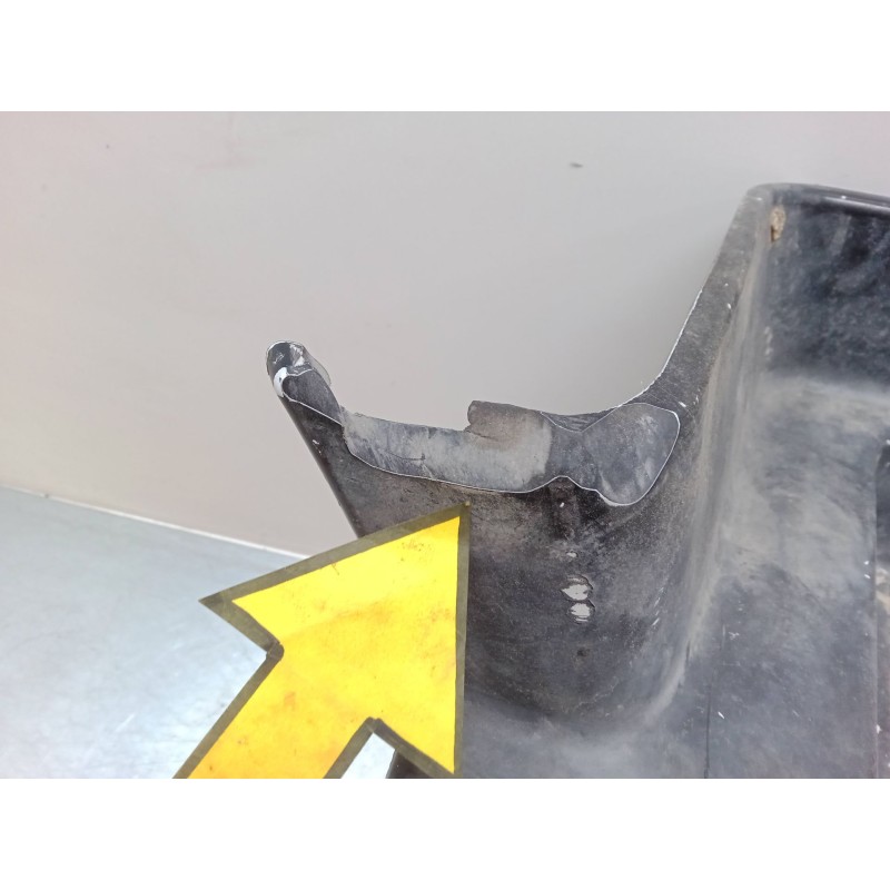 Recambio de estribo derecho inferior para iveco stralis ad 260 s 36 y/ps euro5 ad260s36y ps referencia OEM IAM 500375431  504103