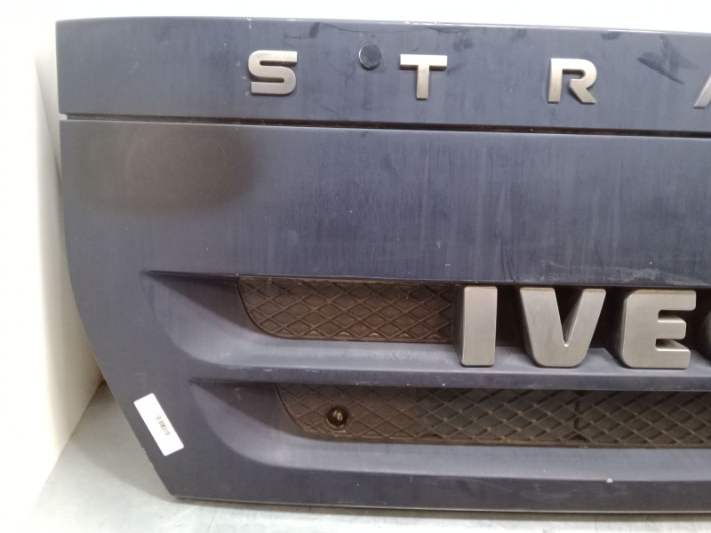 Recambio de calandra frontal para iveco stralis ad 260 s 36 y/ps euro5 ad260s36y ps referencia OEM IAM   