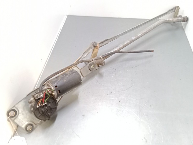 Recambio de motor limpia delantero para citroën xsara (n1) 2.0 hdi 90 referencia OEM IAM    Recambio de motor limpia delantero para citroën xsara (n1) 2.0 hdi 90 referencia OEM IAM