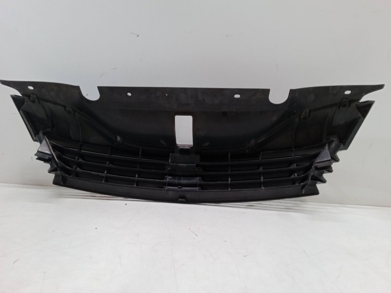 Recambio de rejillas capo para renault laguna ii (bg0/1_) 1.6 16v (bg0a, bg0l) referencia OEM IAM   