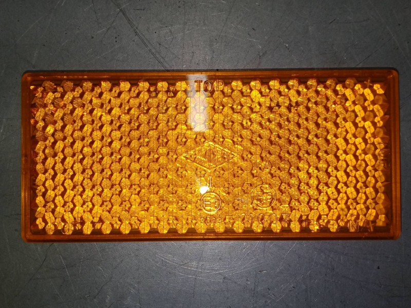 Recambio de catadioptrico trasero izquierdo para iveco stralis ad 260 s 36 y/ps euro5 ad260s36y ps referencia OEM IAM   