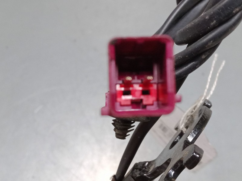 Recambio de anclaje cinturon delantero derecho para ford mondeo iv (ba7) 1.8 tdci referencia OEM IAM   