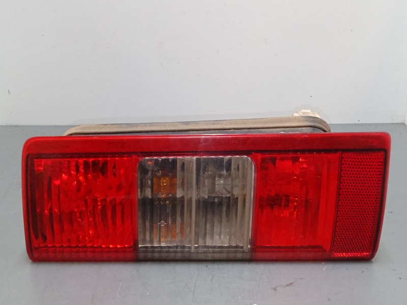 Recambio de piloto trasero derecho para opel combo tour 1.7 dti 16v referencia OEM IAM   